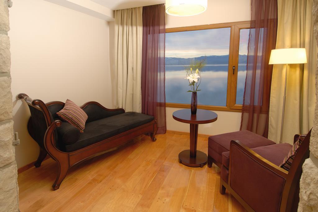 Alma Del Lago Suites & Spa Bariloche Buitenkant foto
