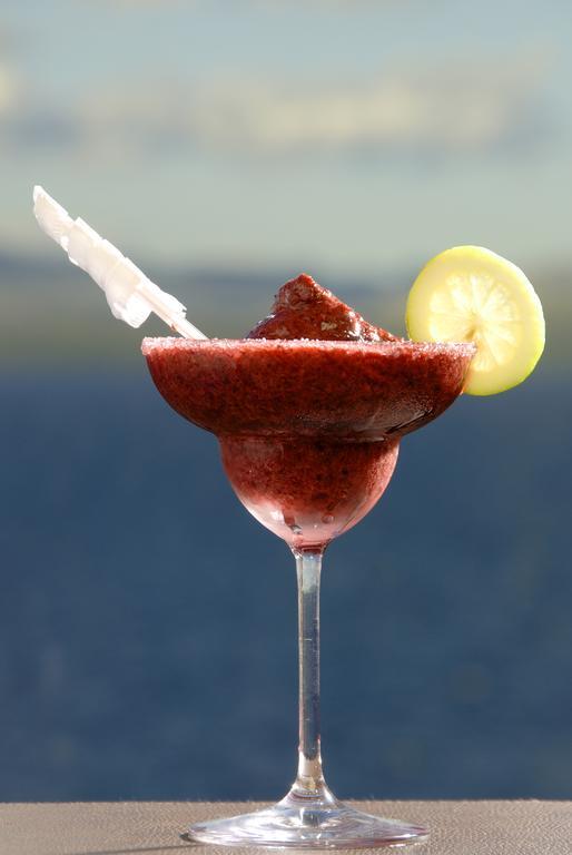 Alma Del Lago Suites & Spa Bariloche Buitenkant foto A frozen margarita