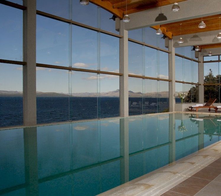 Alma Del Lago Suites & Spa Bariloche Buitenkant foto The pool at the hotel