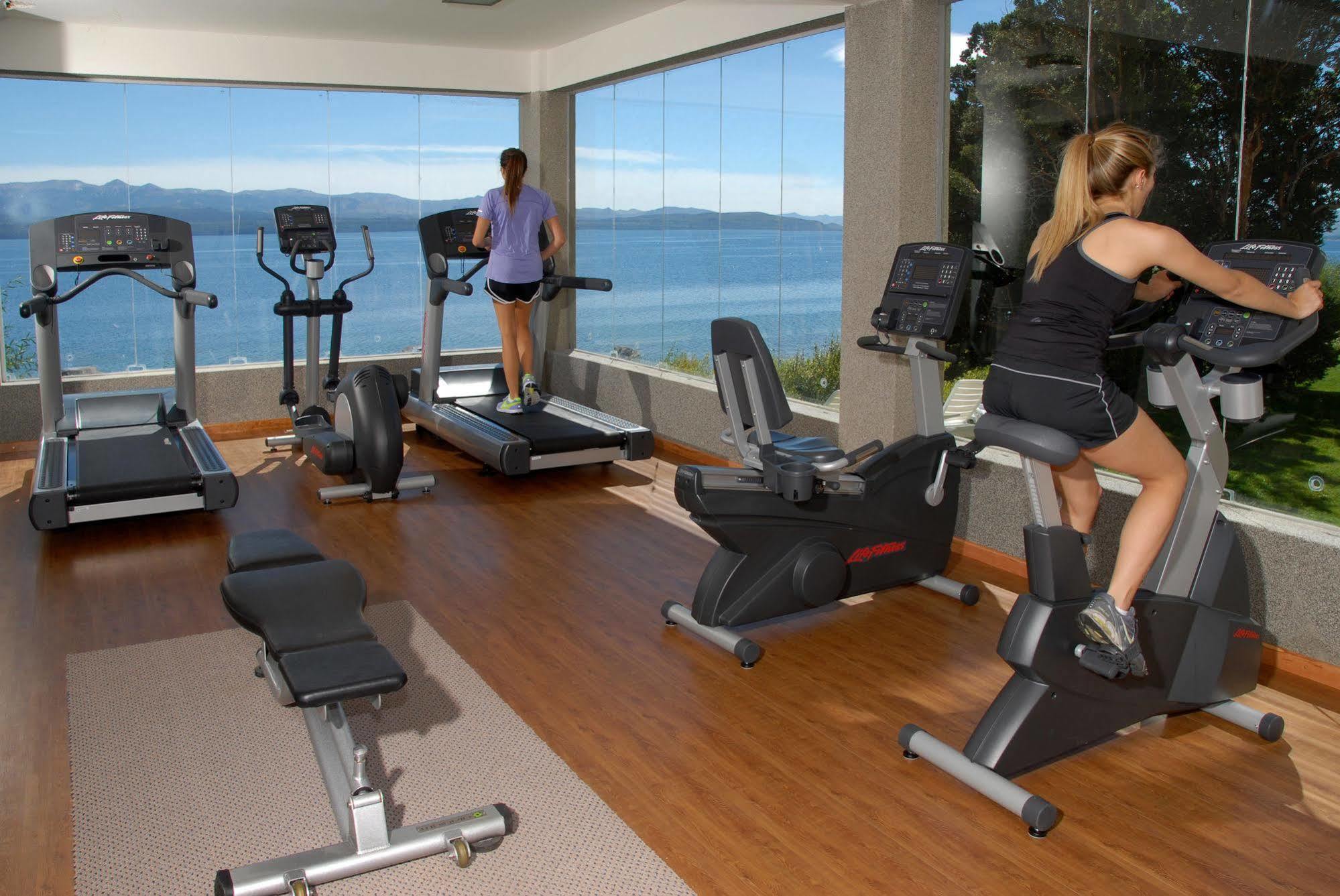 Alma Del Lago Suites & Spa Bariloche Buitenkant foto A gym